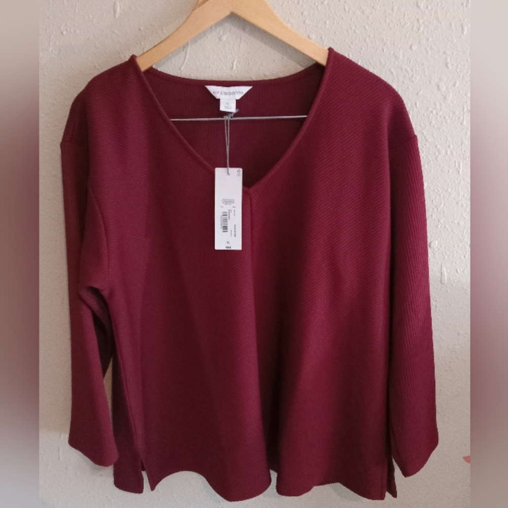 Liz Claiborne Burgundy V-Neck Women's Sweater